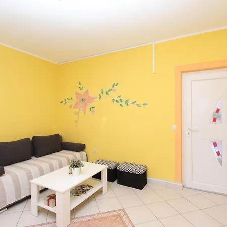 Rozi Apartman