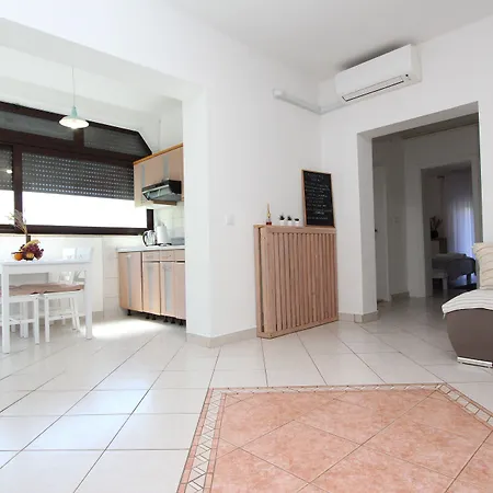 Rozi Apartamento Rovinj
