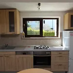 Rozi Apartment